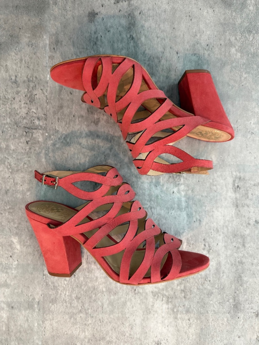 Vince Camuto Coral Pink Leather Cage Heels Strappy Sandal Never Worn Womens 7.5